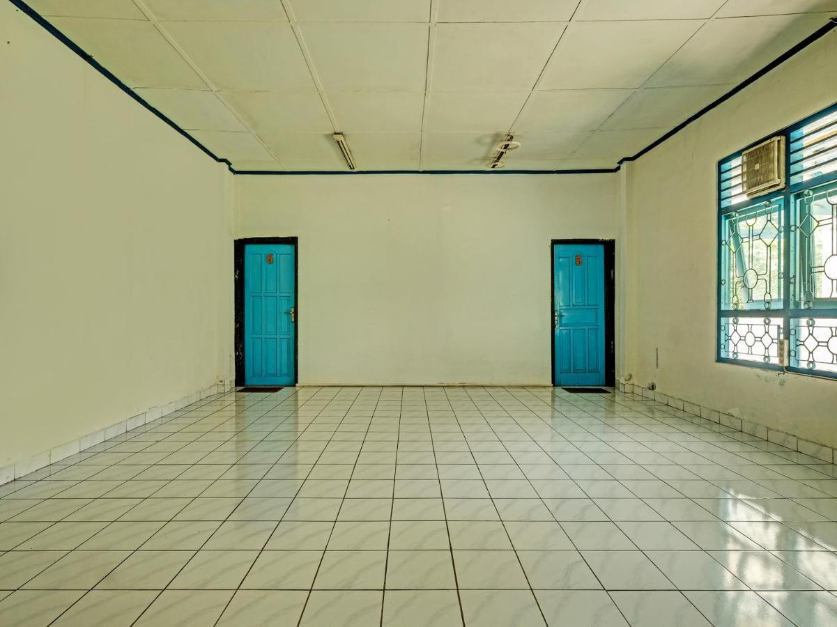 SPOT ON 2275 Omah Jm Hotel Beran Kidul Bagian luar foto