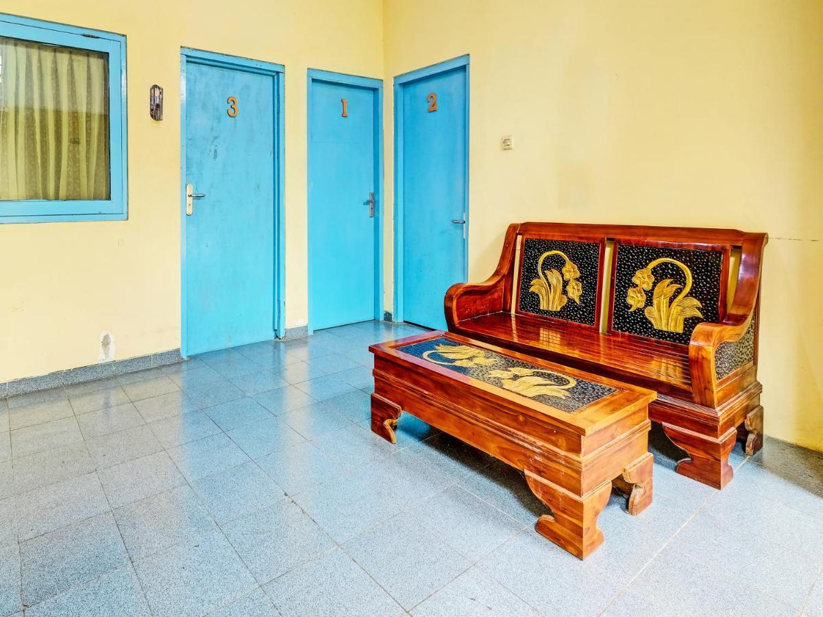 SPOT ON 2275 Omah Jm Hotel Beran Kidul Bagian luar foto